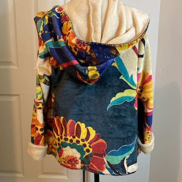 Johnny Was Sherpa Jacket / Hoodie - small - Picture 3 of 9